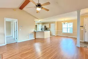 7636 Galena Dr, Fayetteville, NC 28314 - Photo 5