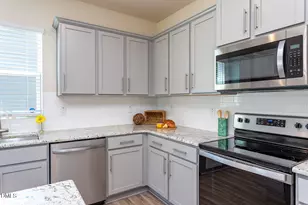 521 Campbell Rdg Pl, Wendell, NC 27591 - Photo 5