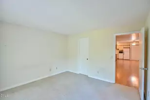 199 Summerwalk Cir, Chapel Hill, NC 27517 - Photo 25