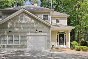 911 N Columbia St, Chapel Hill, NC 27516 - Photo 1