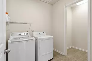 2407 Kinglass Dr, Fuquay Varina, NC 27526 - Photo 25