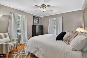 14 Jonan Ct, Chapel Hill, NC 27516 - Photo 9