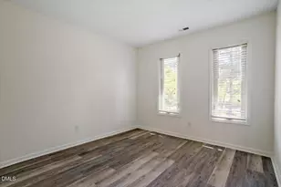 114 Mossbark Ln, Chapel Hill, NC 27514 - Photo 23