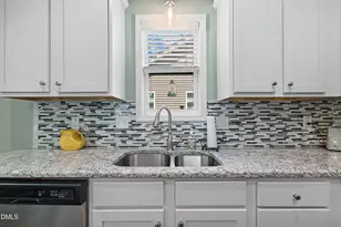 196 Durwin Ln, Clayton, NC 27520 - Photo 23