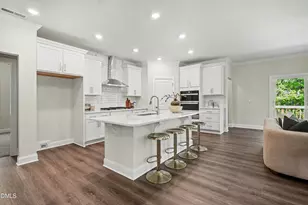 902 SW Maynard Rd, Cary, NC 27511 - Photo 7