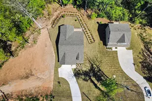 902 SW Maynard Rd, Cary, NC 27511 - Photo 33