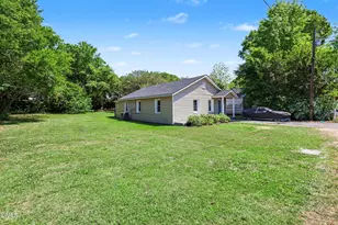 518 E Townsend St, Dunn, NC 28334 - Photo 1