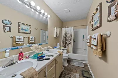 320 Bainbridge Circle, Garner, NC 27529 - Photo 15