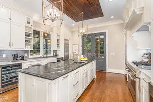 3319 Milton Rd, Raleigh, NC 27609 - Photo 15
