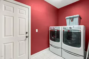 128 Wheatsbury Dr, Cary, NC 27513 - Photo 29