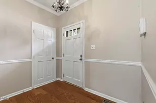 902 Albany Ct, Raleigh, NC 27615 - Photo 5