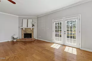 902 Albany Ct, Raleigh, NC 27615 - Photo 15
