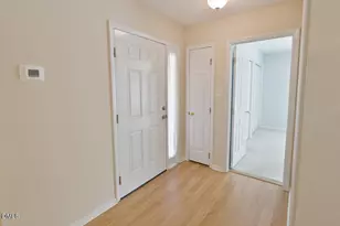 2831 Edridge Ct, Raleigh, NC 27612 - Photo 5