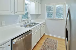 2831 Edridge Ct, Raleigh, NC 27612 - Photo 11