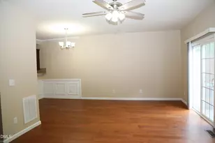 210 Linden Park Ln, Cary, NC 27519 - Photo 7