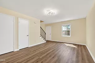 1240 Jamestown Ct, Cary, NC 27511 - Photo 7