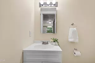1240 Jamestown Ct, Cary, NC 27511 - Photo 13