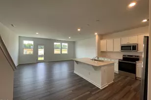 200 Lily Patch Ln, Smithfield, NC 27577 - Photo 3
