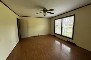 306 E 1st St, Kenly, NC 27542 - Photo 5