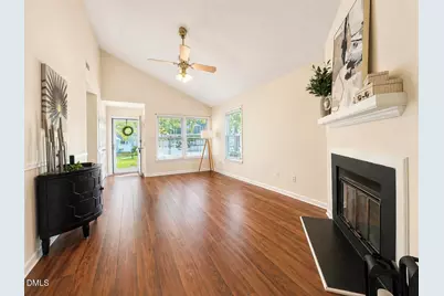 5010 Avenida Del Sol Drive, Raleigh, NC 27616 - Photo 9