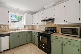 2408 George Anderson Dr, Hillsborough, NC 27278 - Photo 9