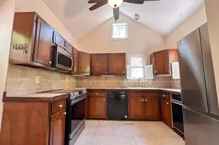 5809 Sentinel Dr, Raleigh, NC 27609 - Photo 17