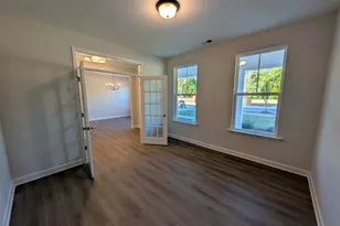 825 Diana Victoria Ct, Wendell, NC 27591 - Photo 3