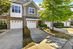 9110 Bunnwood Ln, Raleigh, NC 27617 - Photo 5