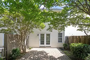 2025 Thornblade Dr, Raleigh, NC 27604 - Photo 11