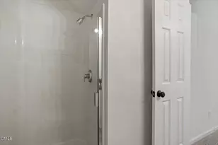 2025 Thornblade Dr, Raleigh, NC 27604 - Photo 29