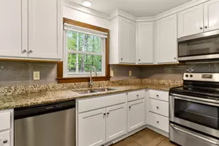 305 Beechwood Hill Dr, Raleigh, NC 27603 - Photo 21