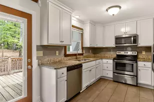305 Beechwood Hill Dr, Raleigh, NC 27603 - Photo 19