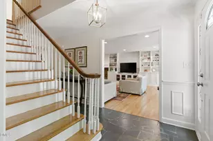 4205 Marvin Pl, Raleigh, NC 27609 - Photo 5