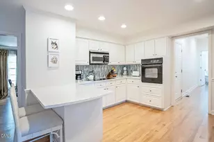 4205 Marvin Pl, Raleigh, NC 27609 - Photo 13