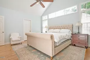 4205 Marvin Pl, Raleigh, NC 27609 - Photo 17