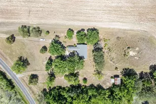 679 Mintz Rd, Roseboro, NC 28382 - Photo 37