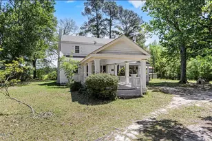 679 Mintz Rd, Roseboro, NC 28382 - Photo 3
