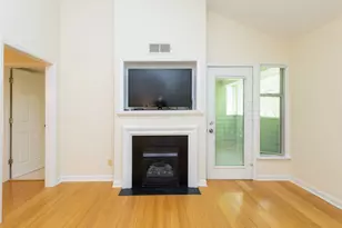 1211 Westview Ln, Raleigh, NC 27605 - Photo 7