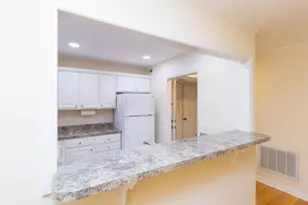 1211 Westview Ln, Raleigh, NC 27605 - Photo 13