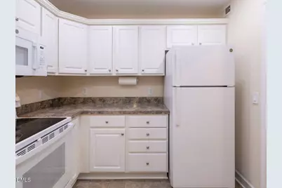 1211 Westview Lane #305, Raleigh, NC 27605 - Photo 19