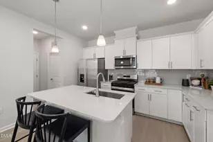 725 Branthurst Way, Fuquay Varina, NC 27526 - Photo 3