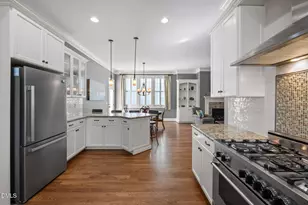 113 Sharp St, Chapel Hill, NC 27516 - Photo 15