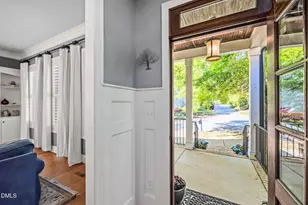 113 Sharp St, Chapel Hill, NC 27516 - Photo 5