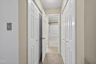 113 Abingdon Ct, Cary, NC 27513 - Photo 19