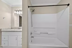 113 Abingdon Ct, Cary, NC 27513 - Photo 21