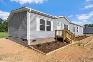 119 Falls Ln, Henderson, NC 27536 - Photo 3