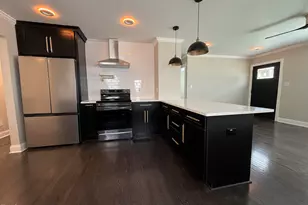 215 Walnut St, Cary, NC 27511 - Photo 3