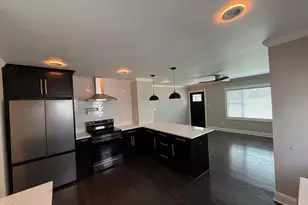 215 Walnut St, Cary, NC 27511 - Photo 9