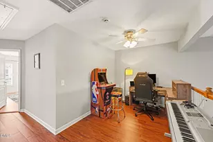 2532 Asher View Ct, Raleigh, NC 27606 - Photo 17