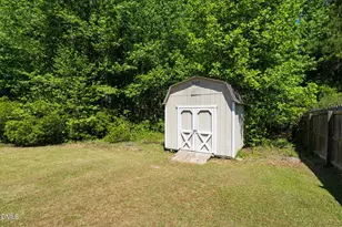 150 Brett Cir, Benson, NC 27504 - Photo 47